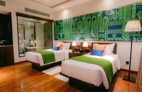 Battaramulla Hotel | Waters Edge Hotel
