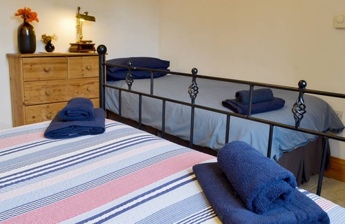 Pentney Cottage | Waters Reach