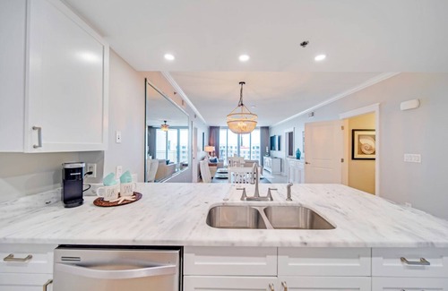Fort Walton Beach Condo | Waterscape A623 ~ Lazy River ~ Pools ~ Beach Svc ~ Partial Gulf View
