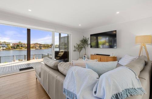 Sussex Inlet House | Watersedge - Absolute Waterfront