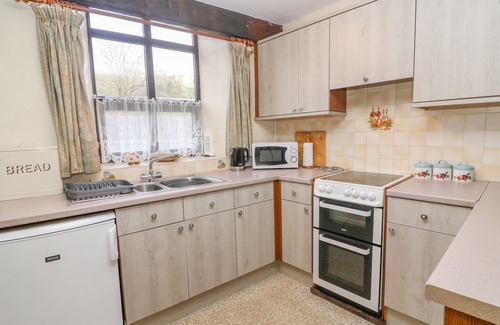 Langcliffe Cottage | WATERSHED COTTAGE, pet friendly, with a garden in Settle
