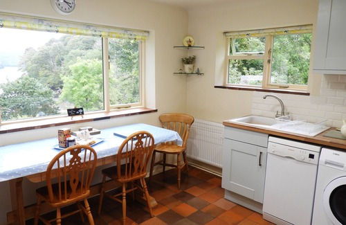 Mawgan Cottage | Waterside 16c Cottage Helford river: boat, garden, parking, no neighbours, view.