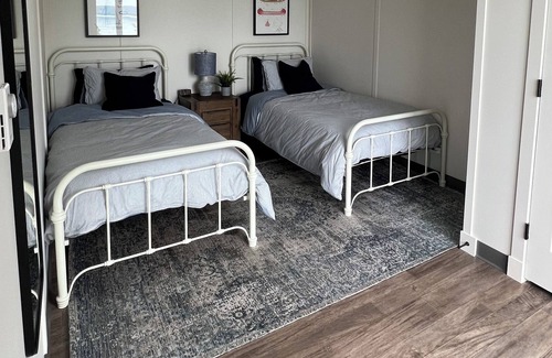 West Bay House | Waterside Cottage 2 - Right on the tranquil waters of the Bras d'Or Lake