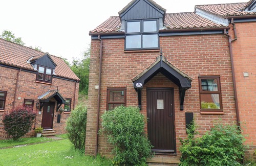 Ruswarp Cottage | Waterside Cottage