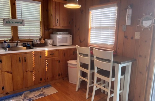 Eastham Cottage | Waterside Eastham Cottage with Quintessential Cape Cod Charmn