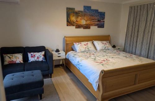 Dudley Park Apartment | Waterside Hideaway