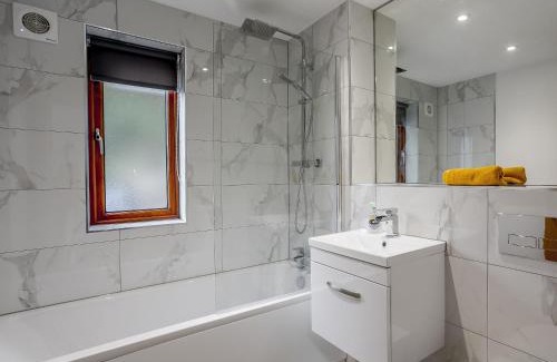 Rastrick House | Waterside Lodge One - Uk33351