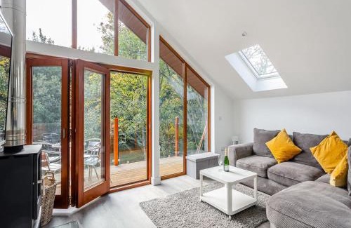 Rastrick House | Waterside Lodge Six - Uk38264