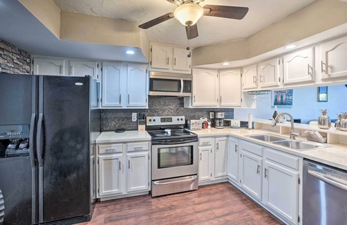 New Port Richey East Condo | Waterside New Port Richey Condo w/Pool Access!