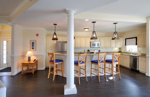 Roper Hotel | Waterside Resort