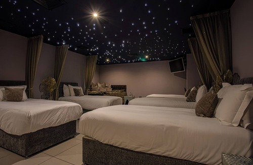 Walton Hotel | Waterton Park Hotel