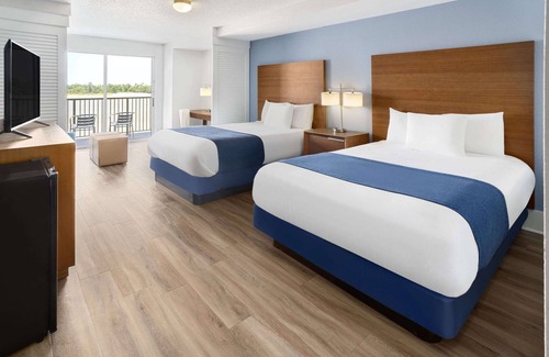 Vicksburg Hotel | WaterView Casino & Hotel, Trademark Collection by Wyndham