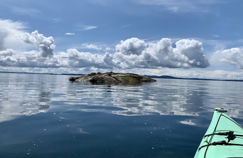 Bellingham House | Waterview of Islands and Mts
