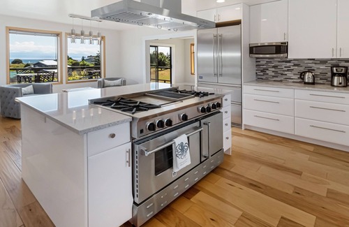 Friday Harbor House | Waterview! South End San Juan Home! (ECH)