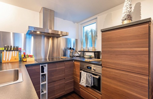 Municipality of Aalsmeer Boat Rental | Watervilla Shiraz