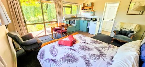 Ruby Bay House | Waterwheel Cottage
