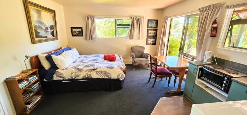 Ruby Bay House | Waterwheel Cottage