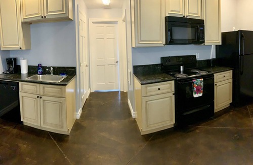 Watkins Glen Condo | Watkins Glen 3-Bedroom Suites Unit 4