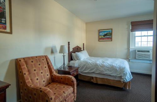 Watkins Glen Hotel | Watkins Motel