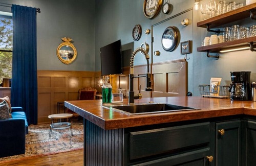 Columbia Apartment | Watson @ The Vestry on Read