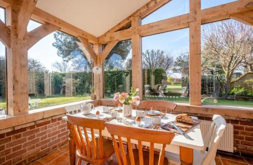 Irstead House | Watts Cottage