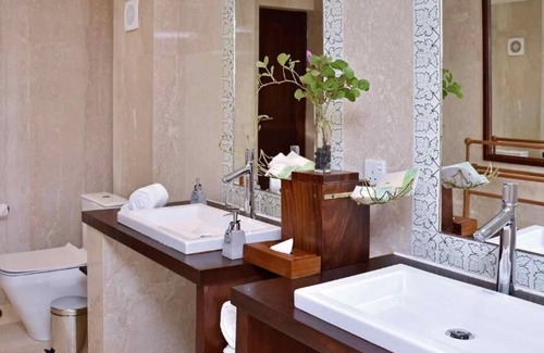 Wennappuwa Hotel | Wattura Resort and Spa