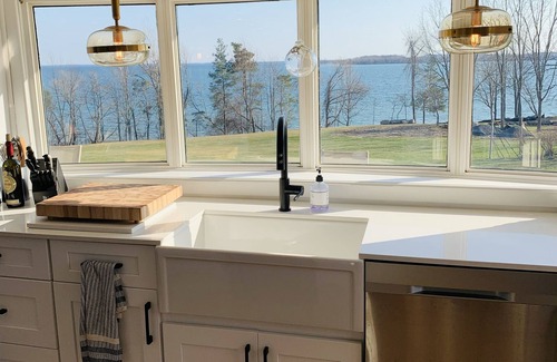 Waupoos House | Waupoos Beach House