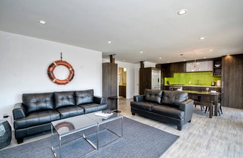Carlsbad Apartment | Wave (2 bedroom/2 bath)