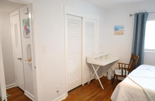 La Vista House | Wave Cave - Beach, Heated Pool, BBQ, Family, Friends, Fun