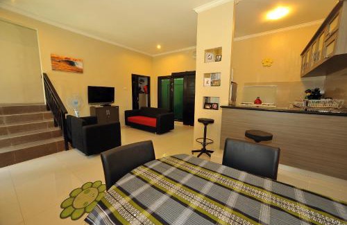 Gerupuk Bed & Breakfast | Wave House Gerupuk South Lombok