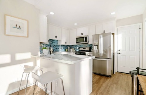 Oceanside House | "WAVE POOL" HOUSE! 1-Short Block to Ocean!