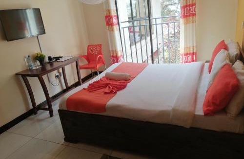 Makueni Hotel | WAVECREST CASTLE HOTEL