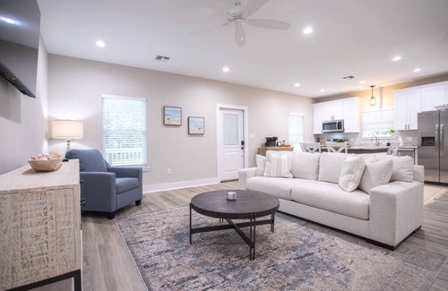 Waveland House | Waveland Beach Cottage A
