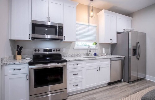 Waveland House | Waveland Beach Cottage A