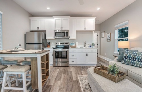 Waveland House | Waveland Beach Cottage 213