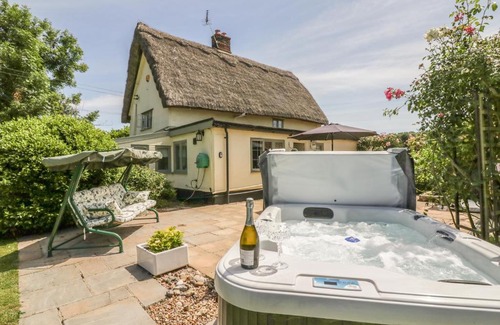 Weybread House | Waveney Cottage