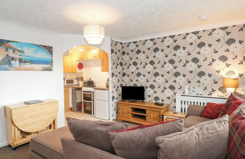 Hopton Cottage | Waveney View