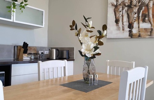 Beckenham Apartment | Waverley apartment E-one bedroom, wifi available