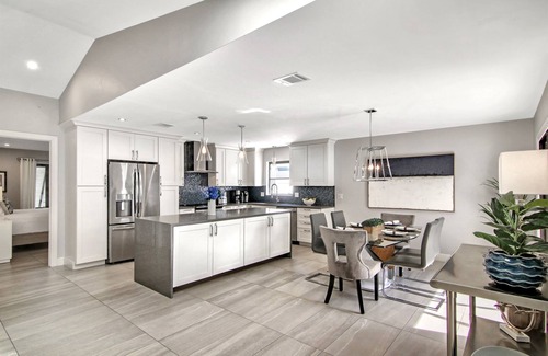 Florida North Atlantic Coast House | Waverly Escape|Private Pool, Chef's Kitchen, Upscale Amenities
