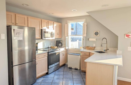 Block Island Apartment | Waverly Suite 3 on the Beach