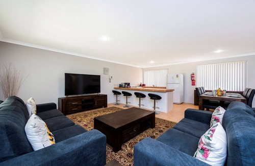 Guilderton House | Waves And Moore - Beautifully presented home