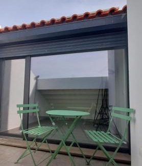 Porto Covo House | Waves and Trails