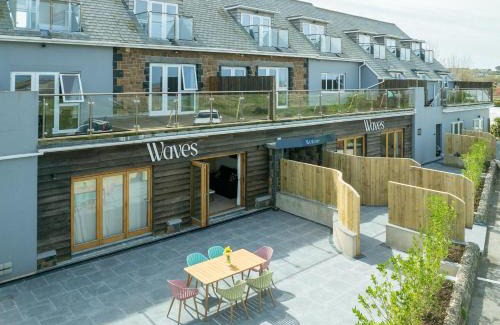 Vazon Bay Apartment | Waves Guest Suites