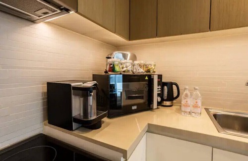 Jebel Ali Apartment | Waves Holiday Home #2 | Water View | Dubai Marina