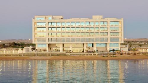 Umluj Hotel | Waves Hotel