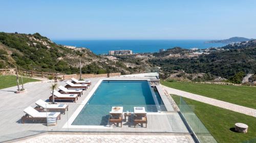 Kallithea Villa | Waves of Blue