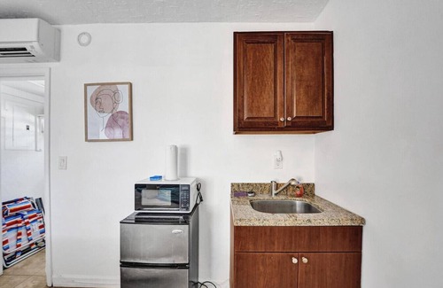 North Beach Apartment | Waves on Desoto beautiful studio # 7