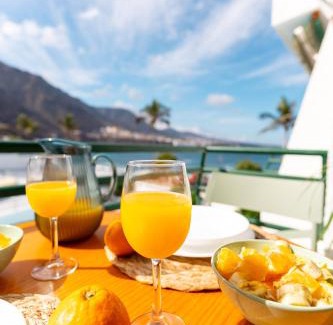 Punta del Hidalgo Apartment | Waves Views