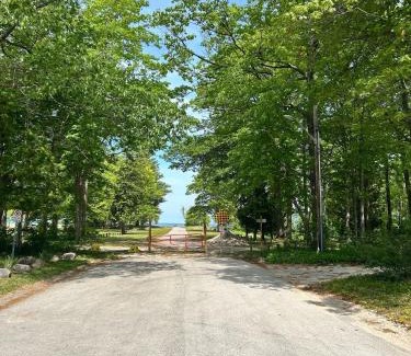 Wasaga Beach House | Wavy Daze
