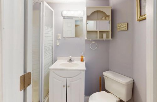 Wasaga Beach House | Wavy Daze Master